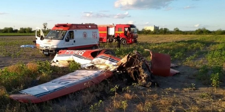 Homem e criança morrem em queda de avião em Dom Pedrito
