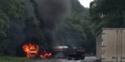 Camaquense que teve caminhão incendiado após colisão no Paraná passa bem