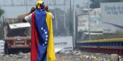 "Devemos evitar a intervenção militar", reitera porta-voz União Europeia sobre Venezuela