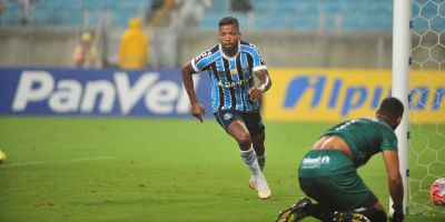 Em ritmo de treino, Grêmio vence o Veranópolis com dois gols de Marinho