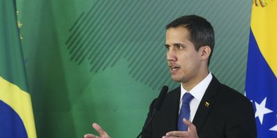 Guaidó diz, no Twitter, que vai retornar à Venezuela