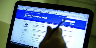 Receita recebe quase 1 milhão de declarações do IR em dois dias