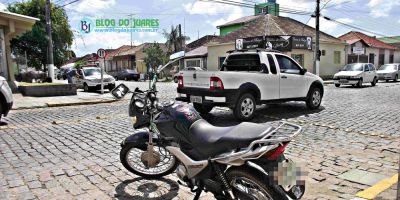Camaquã - agora a pouco ocorreu um acidente com lesão corporal na centro da cidade envolvendo três veículos