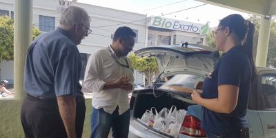 Secretaria de Turismo entrega alimentos para a Santa Casa em São Lourenço do Sul