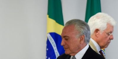 Michel Temer é preso pela Lava Jato; PF faz buscas por Moreira Franco