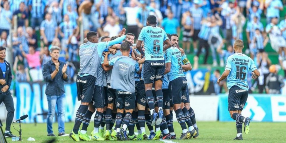 Grêmio atropela o Juventude e já pensa na semifinal do Gauchão