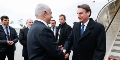 Bolsonaro chega a Israel e defende parcerias em segurança e defesa