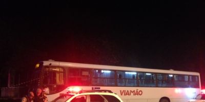 Porto Alegre - policial militar é morto dentro de ônibus na Zona Sul