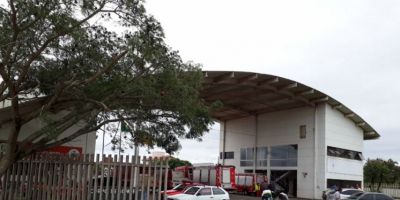 Bombeiros civis de Camaquã e familiares fazem carreata neste domingo (7), em protestos