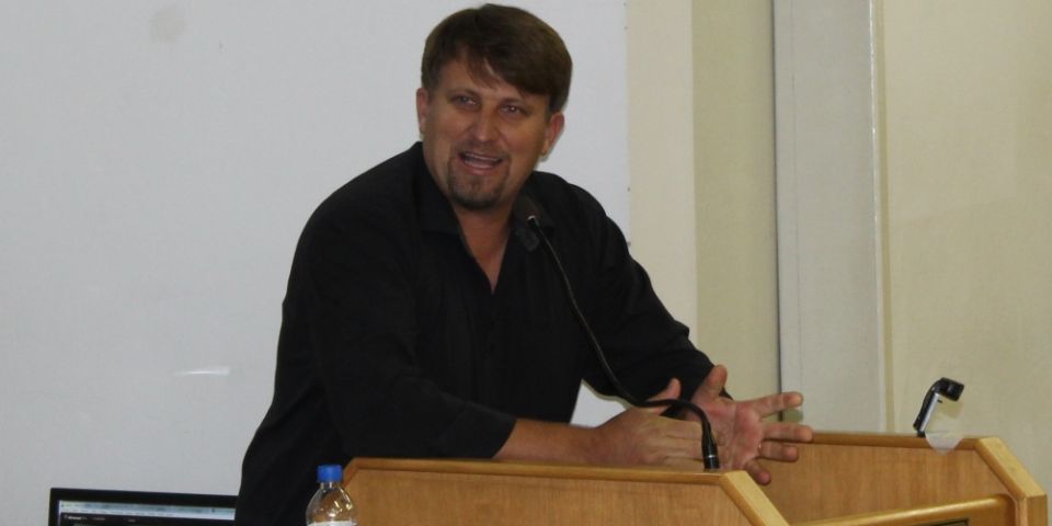 Vereador Mazinho cria projeto para atender pessoas que fazem tratamento de quimioterapia, radioterapia, hemodiálise ou utilizem bolsa de colostomia