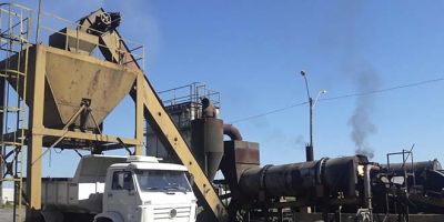 Chegada de usina de asfalto avança em Camaquã