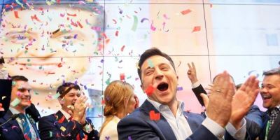 Humorista Zelensky vence eleição presidencial na Ucrânia