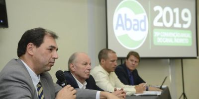 Setor atacadista e distribuidor tem faturamento de R$ 261,8 bilhões em 2018