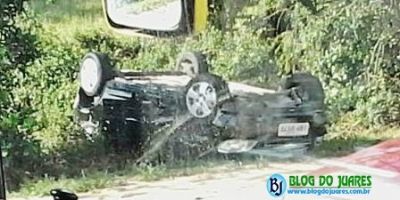 Camaquã - acidente envolvendo automóvel e caminhão deixa uma pessoa ferida na BR-116, Km 387,3