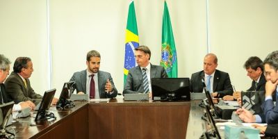 Em reunião com governador, Bolsonaro garante R$ 130 milhões em 2019 para duplicação da BR-116