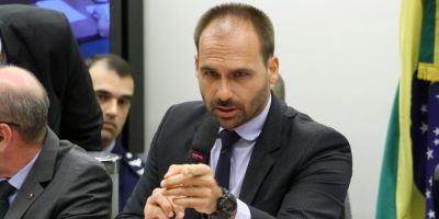 Eduardo Bolsonaro vai assumir o comando do PSL em São Paulo