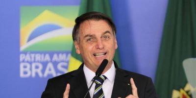 Bolsonaro: dinheiro retirado de universidades será investido na base