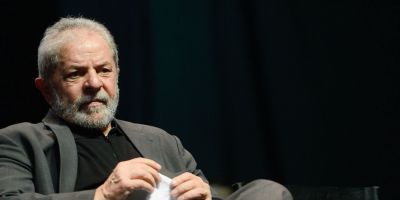 Lula pede ao STJ para cumprir pena em regime aberto