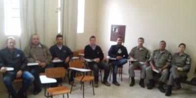 Brigada Militar realiza reunião com empresas de tabaco em São Lourenço do Sul