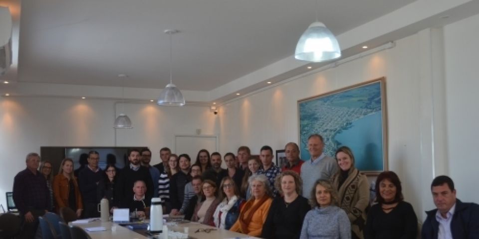 Empossados novos secretários de Gabinete e Obras, Administração e Urbanismo  