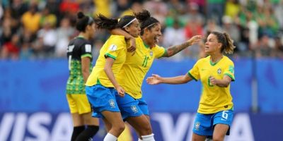 Brasil vence Jamaica por 3 a 0 na estreia da Copa do Mundo feminina