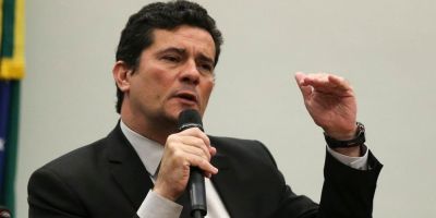 "Muito barulho", diz Moro sobre conversas reveladas por site