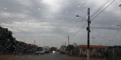 Chove em Camaquã na manhã desta sexta-feira