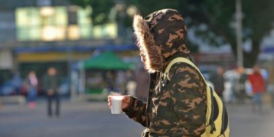 Frio perde intensidade, mas temperaturas seguem baixas nesta segunda