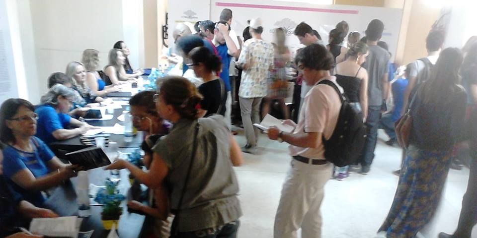 Camaquense participa do lançamento do Livro "Além do Horizonte...", na Feira do Livro de Porto Alegre