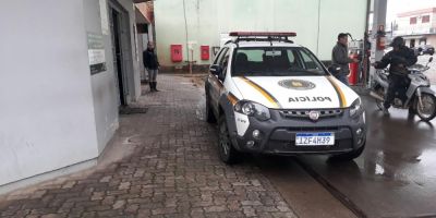 Posto de combustível é alvo de criminosos na tarde de hoje em Camaquã