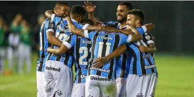 Grêmio tenta reencontrar a vitória no Brasileirão contra a Chapecoense