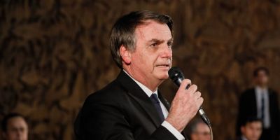 Economia está dando sinais de recuperação, diz Bolsonaro