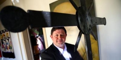 Cruz encontrada em Camaquã indica que índios aprenderam a forjar metais