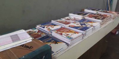 Escolas municipais de Camaquã recebem mais de 8 mil livros