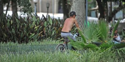 Ar quente eleva as temperaturas no RS nesta segunda-feira