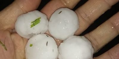 Granizo danifica casas em Santa Vitória do Palmar, no sul do RS