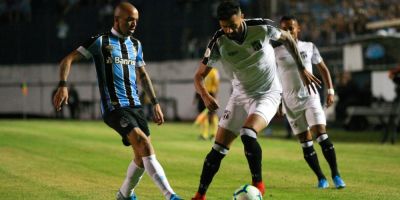 Grêmio faz gols no primeiro tempo e vence Ceará em Caxias do Sul