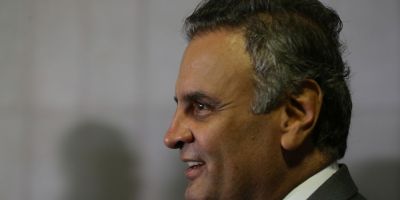 Após 5 anos, TSE aprova com ressalvas contas de Aécio de 2014