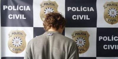 Homem que estaria agredindo a companheira grávida é preso pela Deam em Pelotas