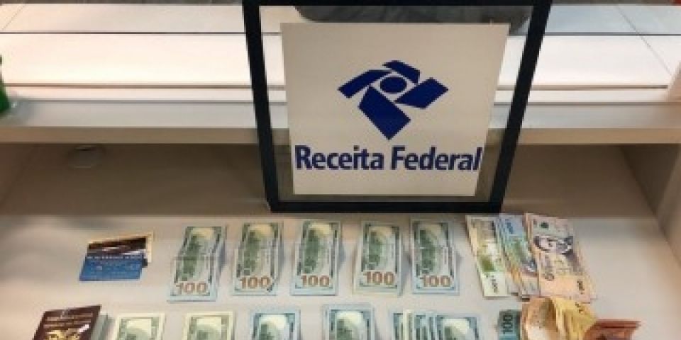 Receita Federal apreende US$ 22 mil dólares na Região Sul do Estado