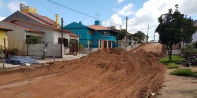 Começam as obras de pavimentação da Rua Joaquim Antônio Soares