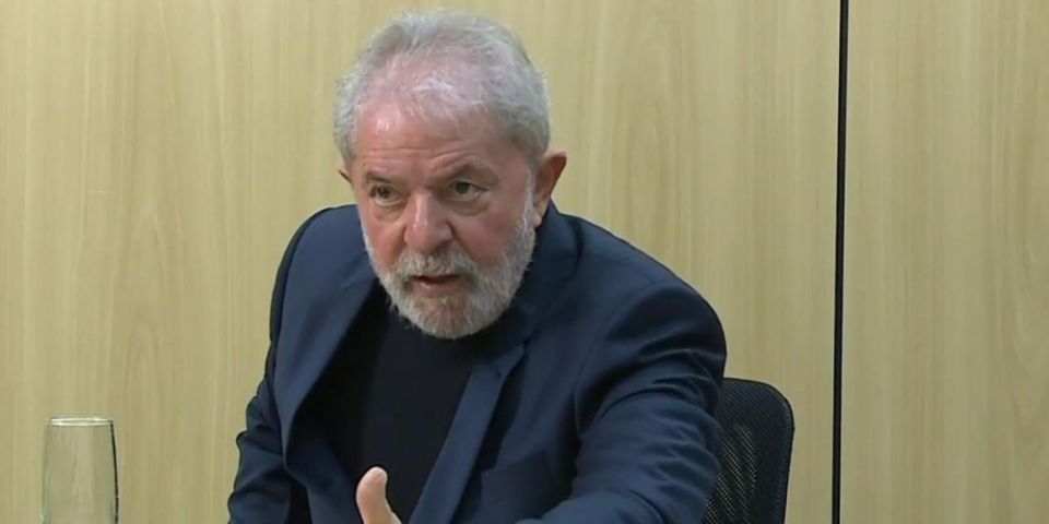TRF4 decidirá em 30 de outubro se processo do sítio de Atibaia voltará à primeira instância