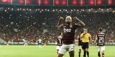 Grêmio dá vexame, leva goleada de 5 a 0 do Flamengo e está fora da Libertadores