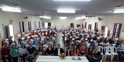 FOTOS: Centro de Geração de Renda forma 208 alunos em Camaquã