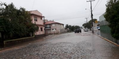 Camaquã registra pontos de alagamentos 