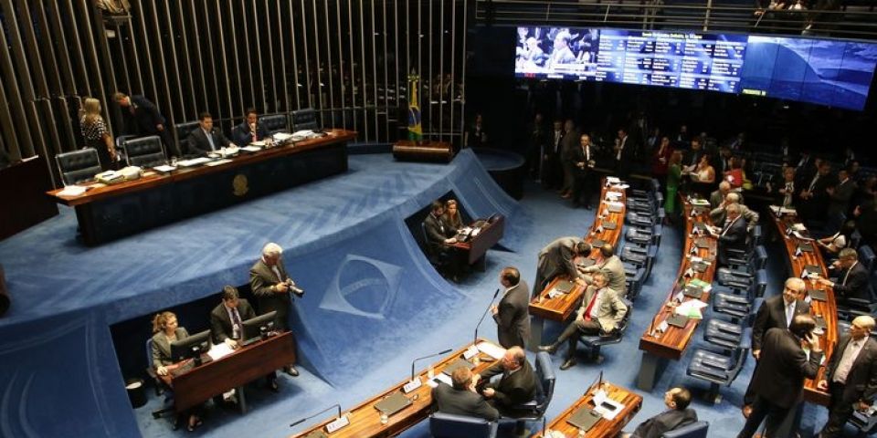 Estados que não repassarem IPVA e ICMS a municípios podem ser punidos