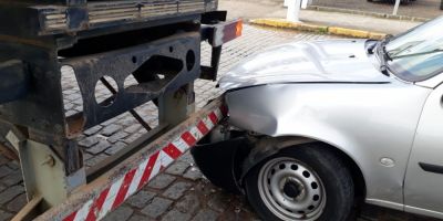 FOTOS: acidente de trânsito envolve dois veículos na tarde desta quinta em Camaquã