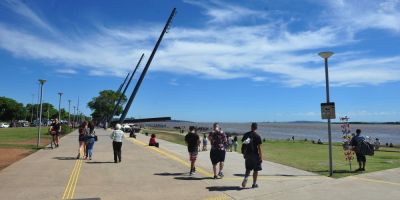 Domingo começa frio, mas terá sol e máximas de 30°C no RS