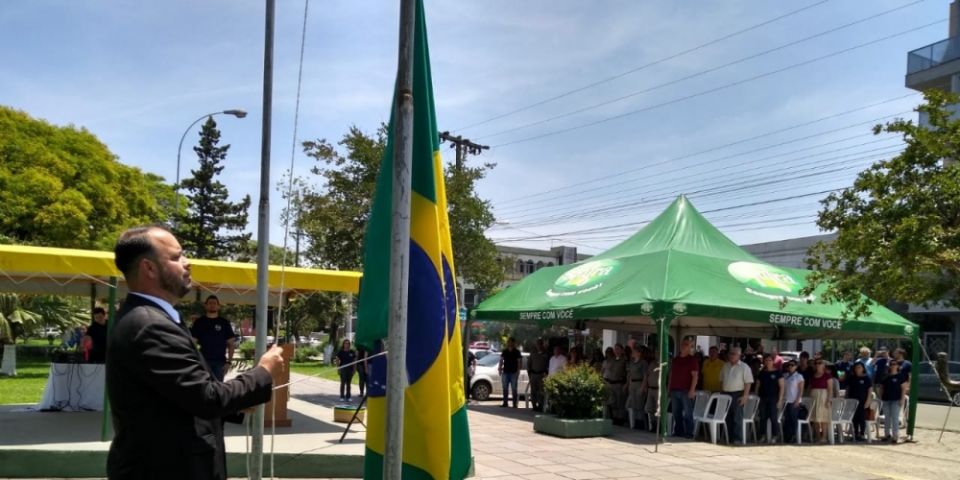FOTOS: solenidade em Camaquã celebra o Dia da Bandeira
