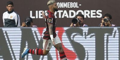 Flamengo faz virada épica e é campeão da Libertadores